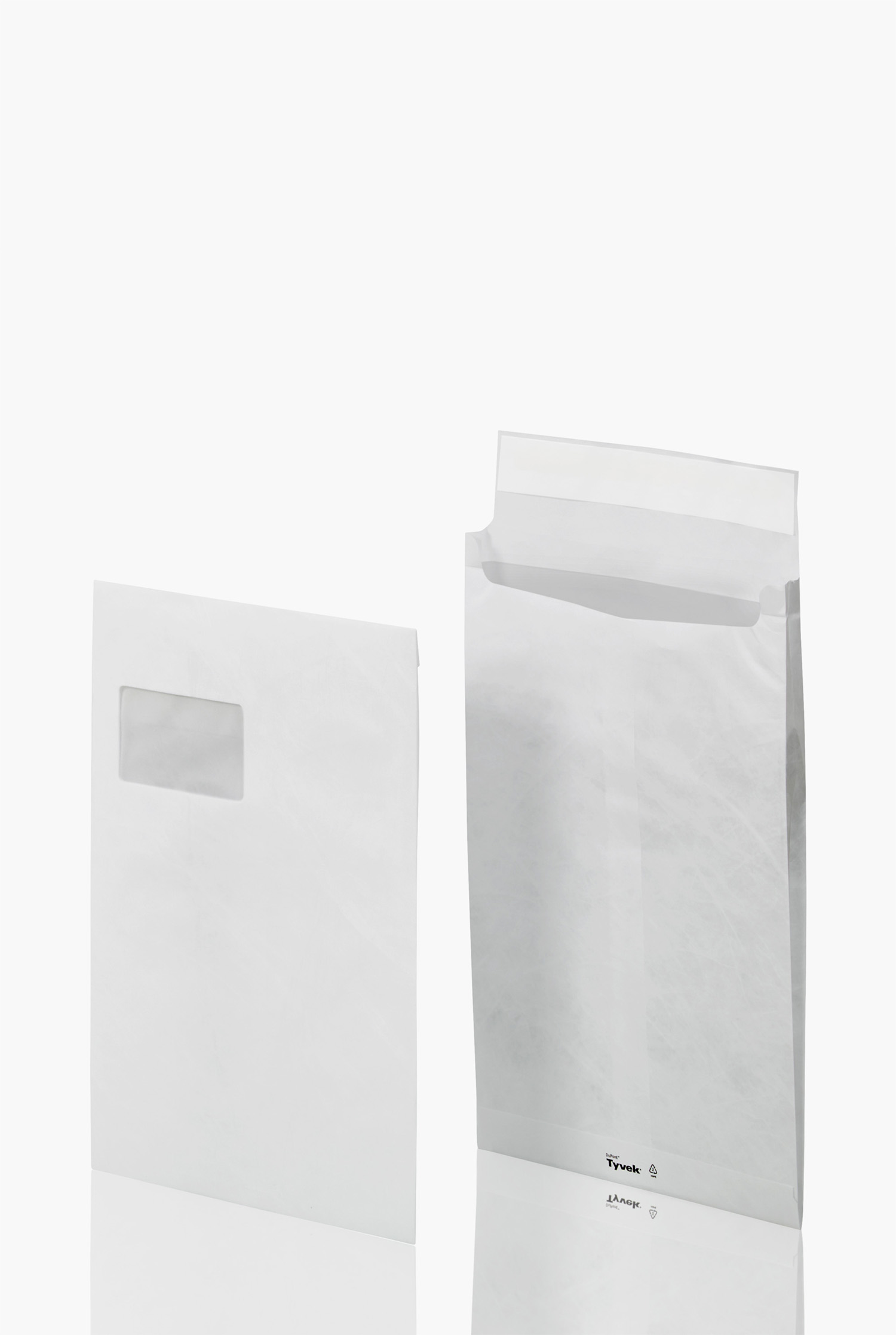 Tyvek® Faltentasche C4 324x229x20 mm mit Fenster